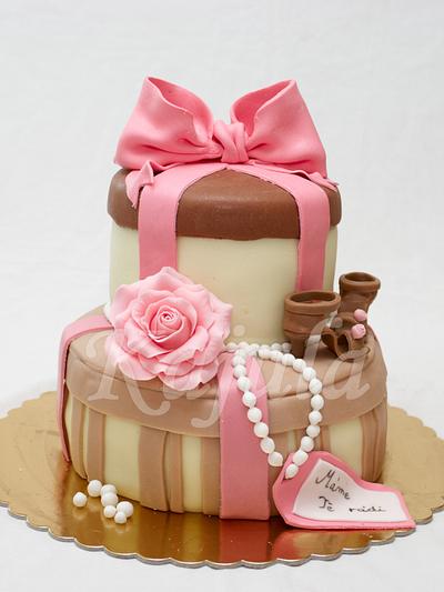 Luxus cake:) - Cake by Kajulacakes