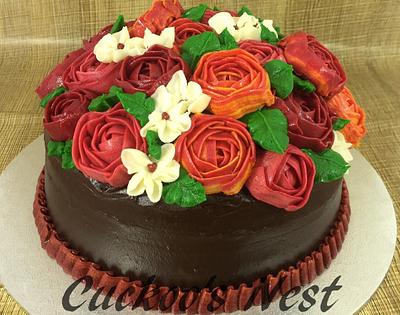 Buttercream Rose and Ranunculus bouquet - Cake by Cuckoo's Nest