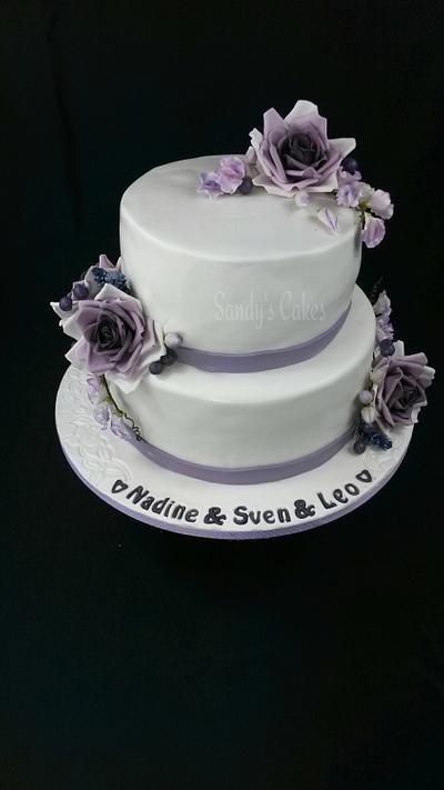 Surprise Cake - Cake by Sandy's Cakes - Torten mit Flair