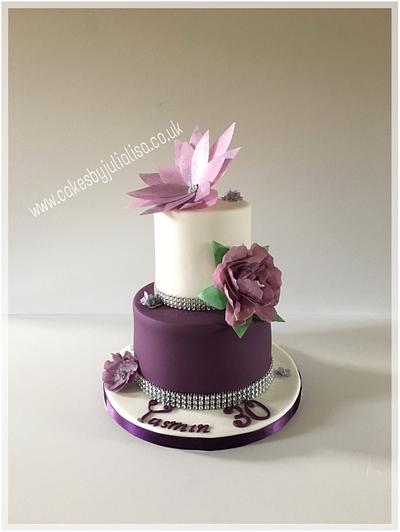 Contemporary wafer flowers  - Cake by Cakes by Julia Lisa