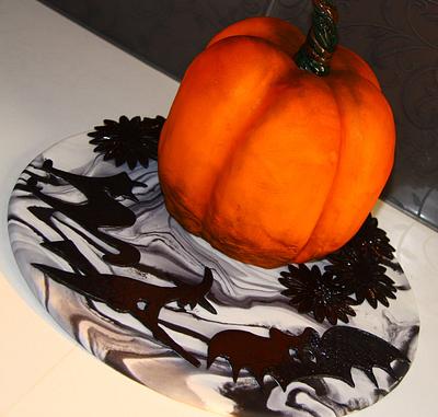Halloween Pumkin - Cake by Sweetz Cakes