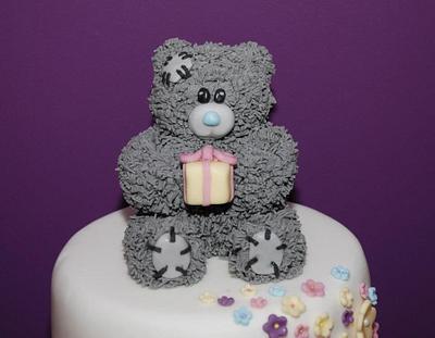 Me to you bear topper  - Cake by Cushty cakes 