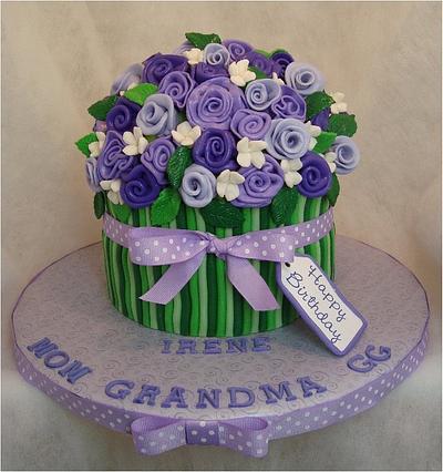 Bouquet of Purple Long Stem Roses - Cake by Toni (White Crafty Cakes)