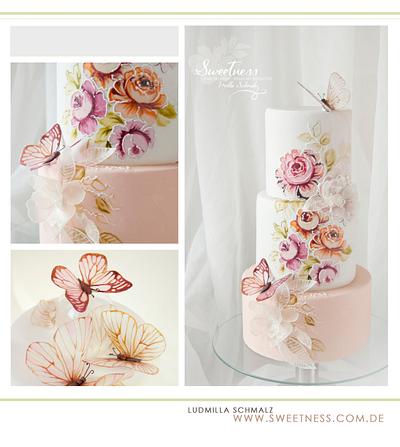 Lusciuos Roses - Cake by Ludmilla Gruslak