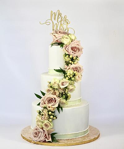 Floral wedding cake - Cake by soods