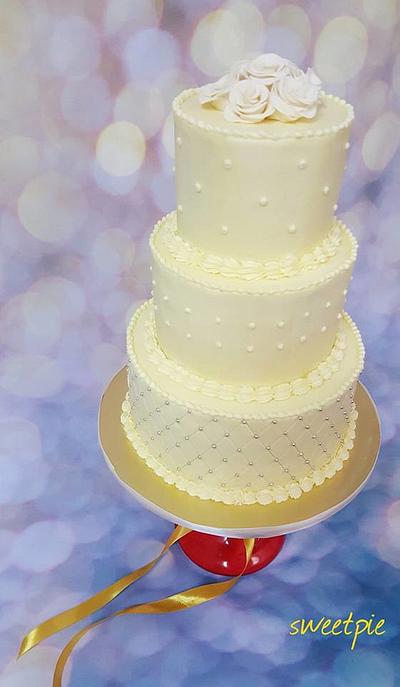white buttercream wedding cake - Cake by sweetpiemy