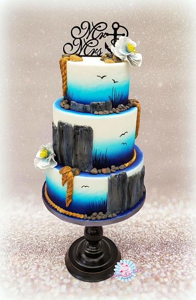 Weddingcake beach theme with airbrush  - Cake by Sam & Nel's Taarten