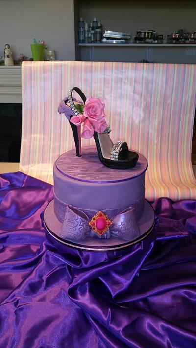 Shoe Toppe - Cake by Curvey Cakes