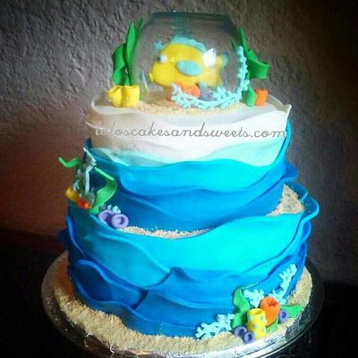 Fish bowl - Cake by Lolo's Cakes and Sweets