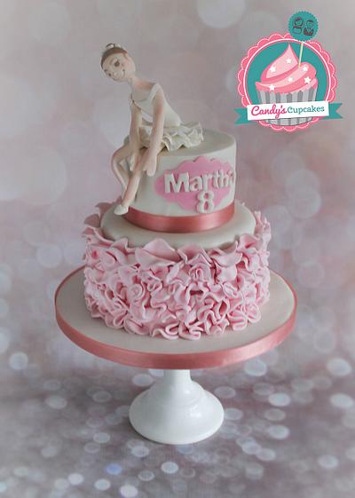 Little Ballerina - Cake by Candy's Cupcakes