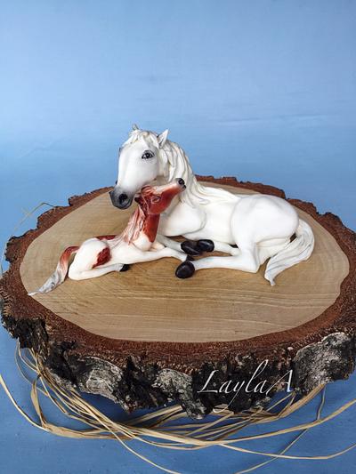 Fondant horses topper  - Cake by Layla A