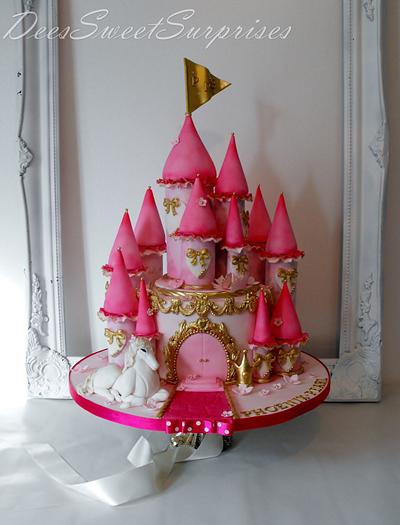 A Castle for a Princess - Cake by Dee