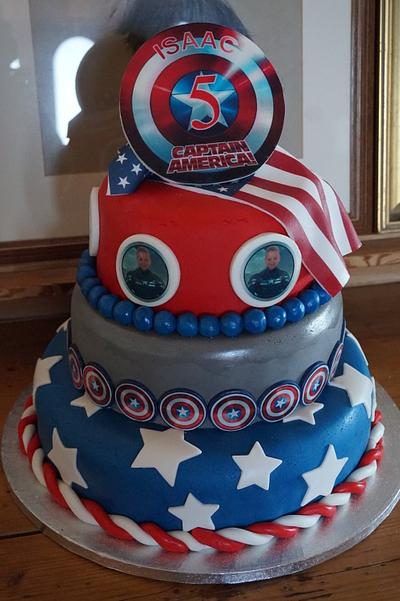 Captain America Cake - Cake by femmebrulee