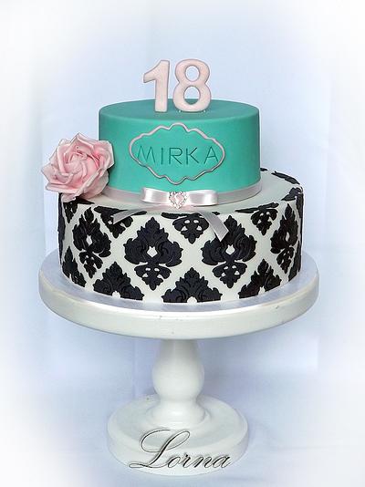 Sweet 18 - Cake by Lorna