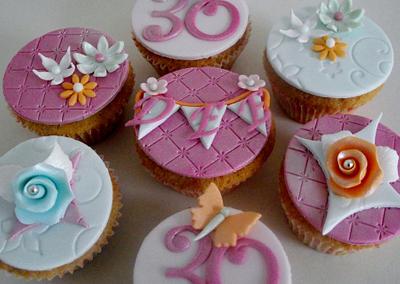 Cupcakes - Cake by Karina Leonard