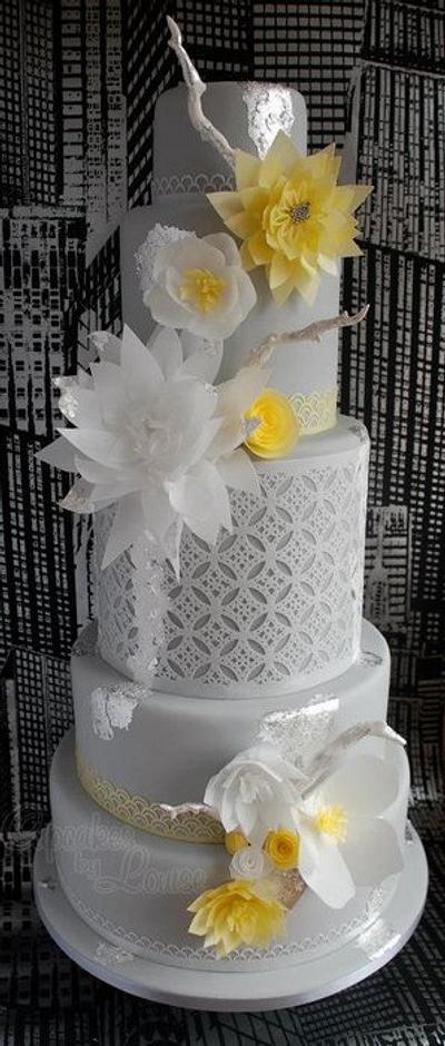 Contemporary wedding cake - Cake by CupcakesbyLouise
