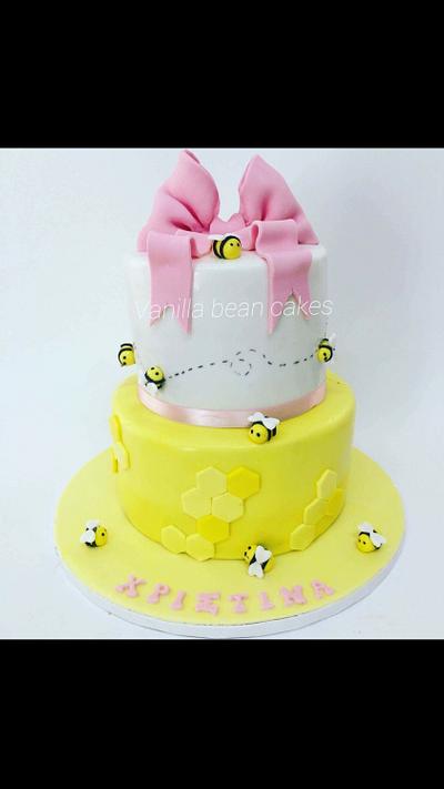 Bee cake - Cake by Vanilla bean cakes Cyprus