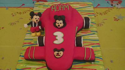 mickey mouse cake - Cake by simplecake