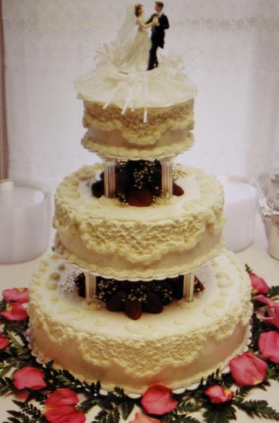 Fresh strawberry buttercream wedding cake - Cake by Nancys Fancys Cakes & Catering (Nancy Goolsby)