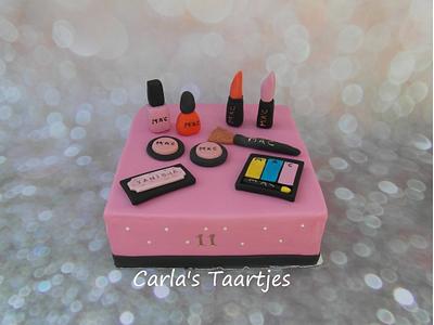Make up Cake - Cake by Carla 