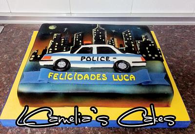 POLICE CAR CAKE - Cake by Camelia