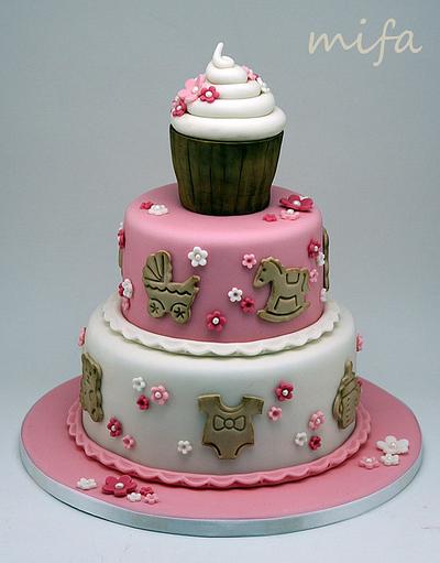 Cupcake Cake - Cake by Michaela Fajmanova