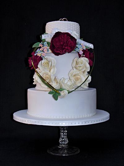 Wedding burgundy, cream - Cake by Zuzana Bezakova