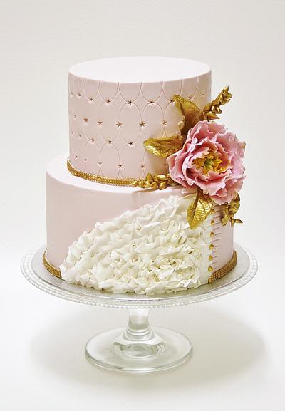 Gold and pink. - Cake by Sannas tårtor