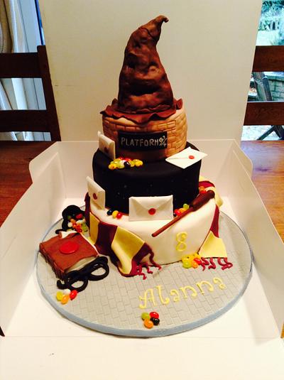 Harry potter - Cake by Louise Hayes