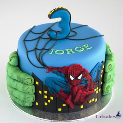 Spiderman & Hulk cake - Cake by Catcakes