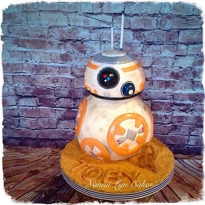 BB-8 - Cake by Nanna Lyn Cakes