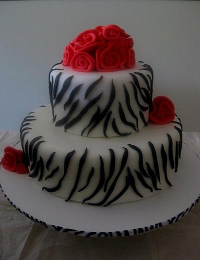 Animal print birthday cake - Cake by Huma