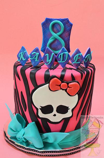 Monster High - Cake by Yari 