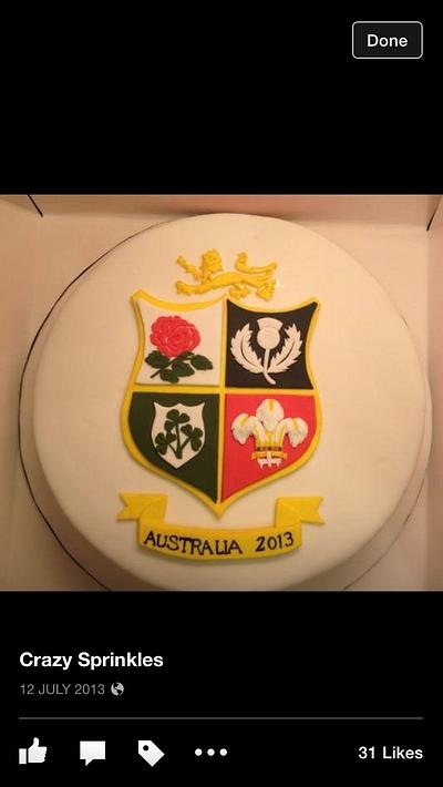 Rugby cake  - Cake by Crazysprinkles