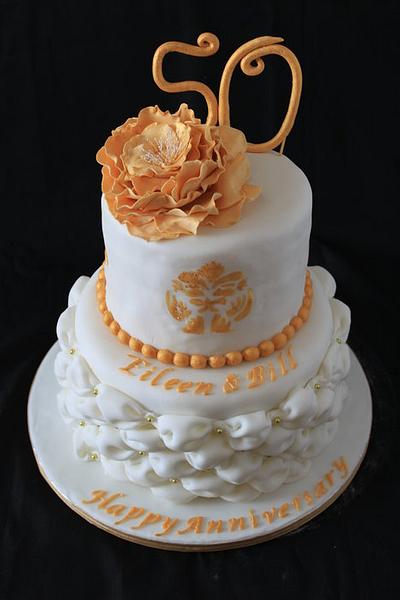 50th Golden Anniversary - Cake by Natalie Alt