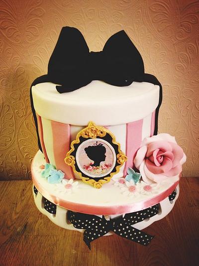 Vintage hatbox cake - Cake by Cakes by Nohaila