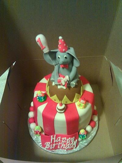 Elephant Circus Cake - Cake by KAT