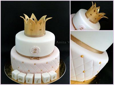 Golden crown - Cake by Cakeland by Anita Venczel