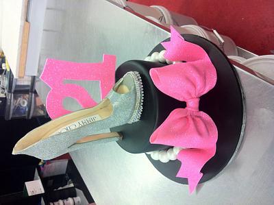 Shoe  - Cake by Kevin Martin
