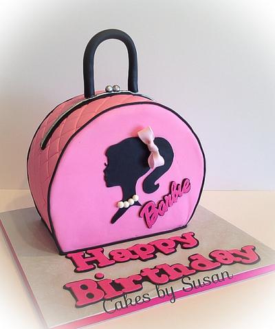 Barbie purse  - Cake by Skmaestas
