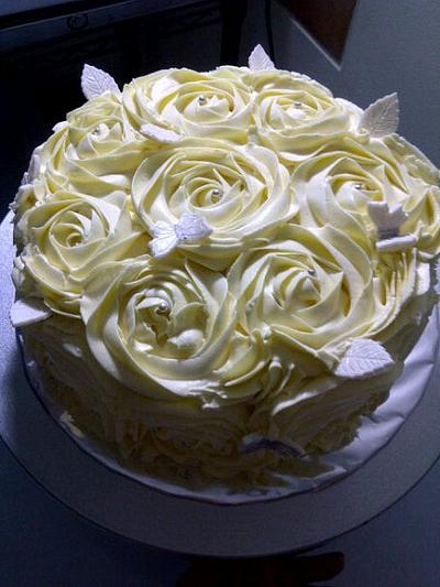 Juat Simply roses Cake - Cake by Thia Caradonna