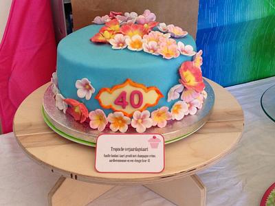 Tropical birthday cake - Cake by Sophie's Bakery