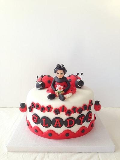 Ladybug - Cake by funni