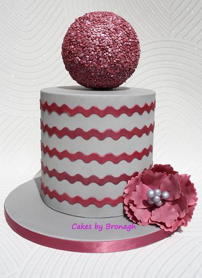Pink and grey sparkle - Cake by Cakes by Bronagh