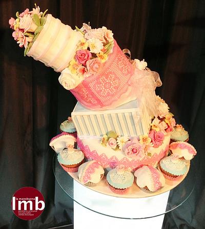 Wedding cake tilted - Cake by LA MANOBUENA