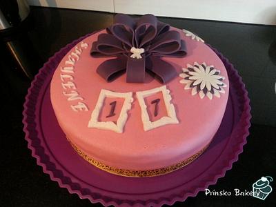 Pink cake - Cake by xxsharony