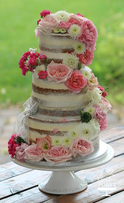 naked wedding cake :  - Cake by Lucya 