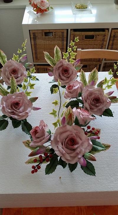 Wedding Cake Roses Bouquet... - Cake by Weys Cakes