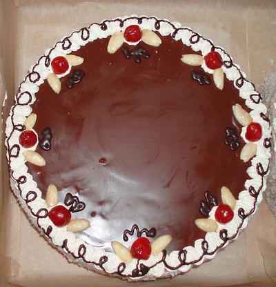 CAKES - Cake by LyeniCakes