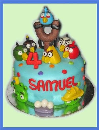 angry birds cake - Cake by SweetFavorsByPerlita